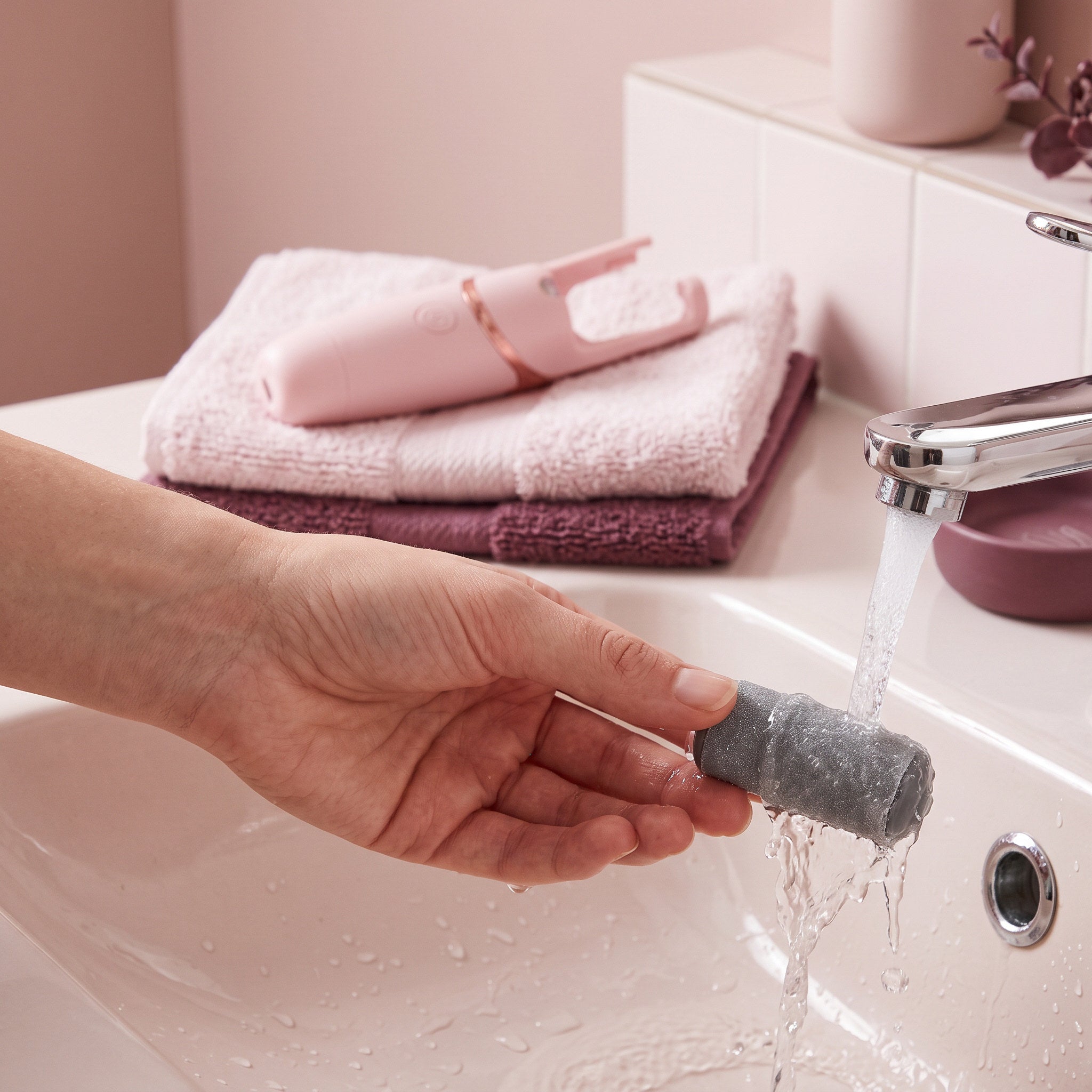 Detached Roller Rinsed Separately; Handle Stays Dry